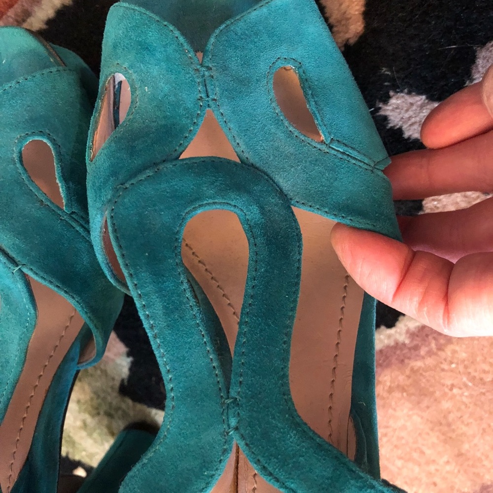 Prada knock offs, turquoise suede platform sandals - Picture 5 of 7